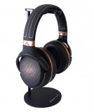   Audeze    Mobius